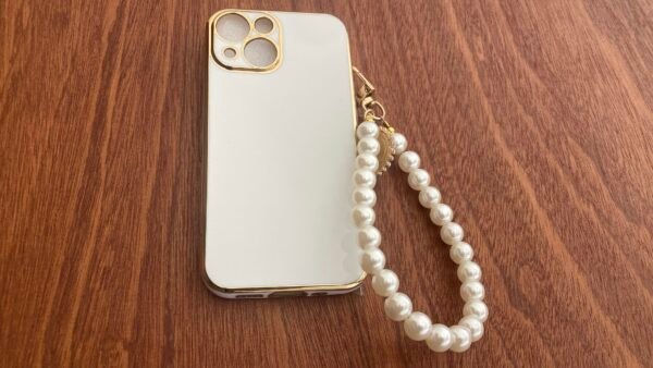 White 3D Flower Holder With Pearl Chain Strap Case