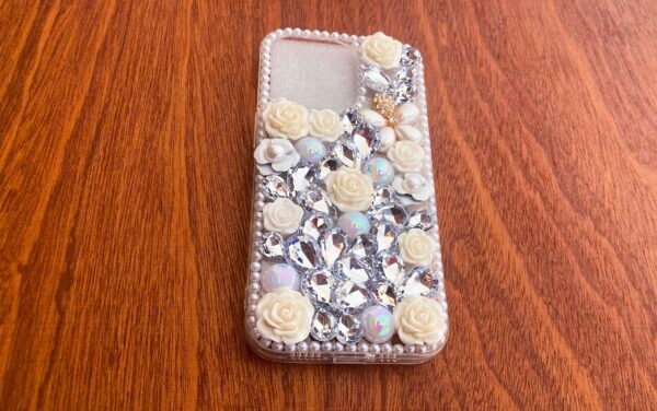 Silver Anti-Scratch Crystal Diamond Rose Flower Case